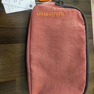 BNWT Brier Rose mini belt bag